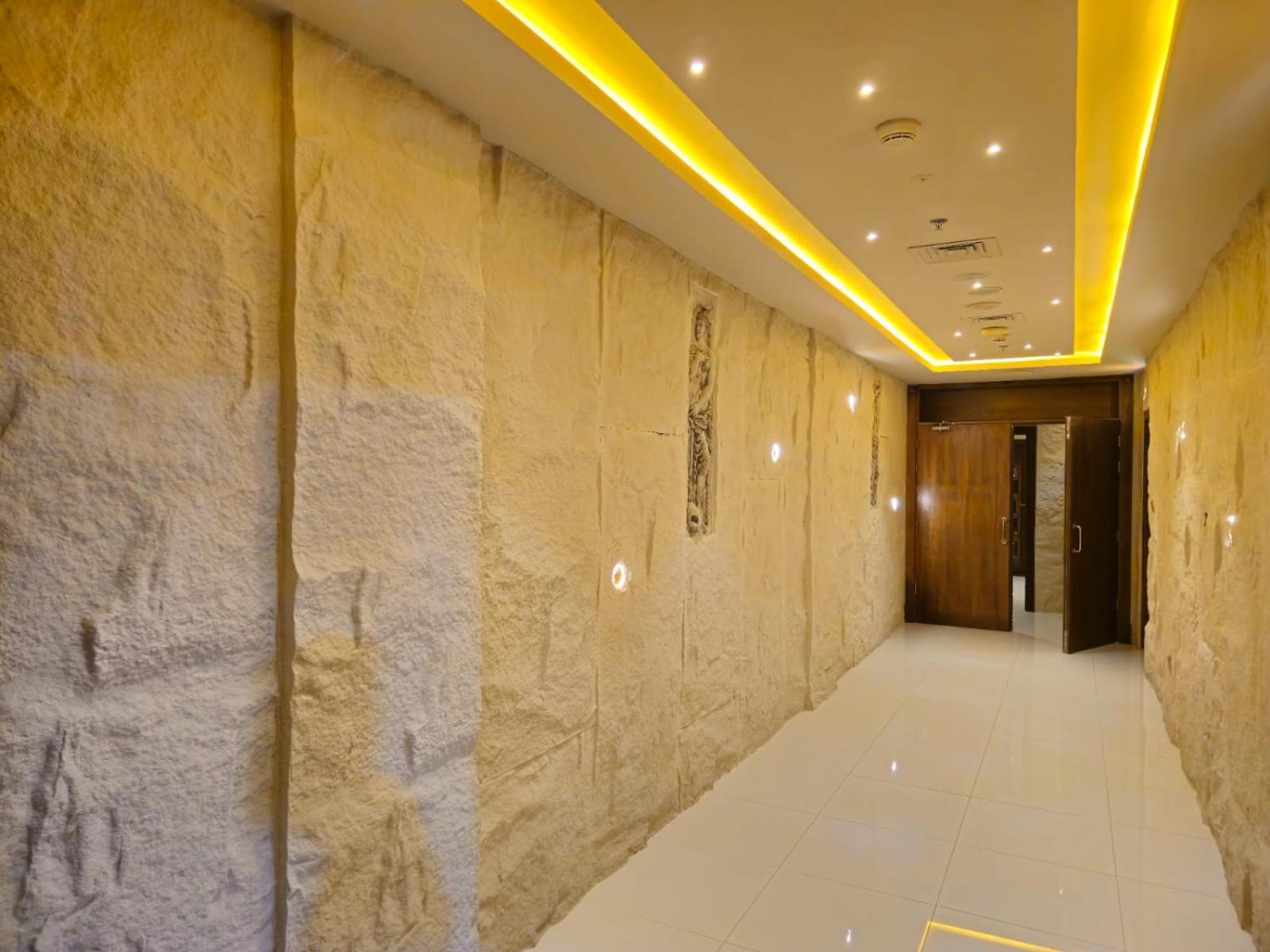 Al Manara Classic Executive Apartment